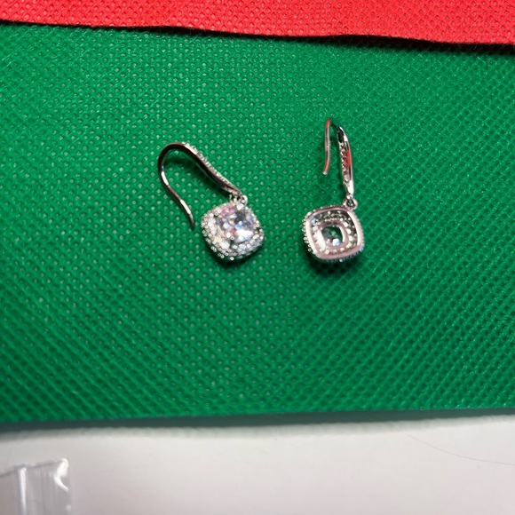 cz Huitan Versatile Classic Design Round Dangle Earrings - Picture 3 of 4